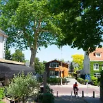 Le Platane - In Natuurgebied Nabij Nijmegen