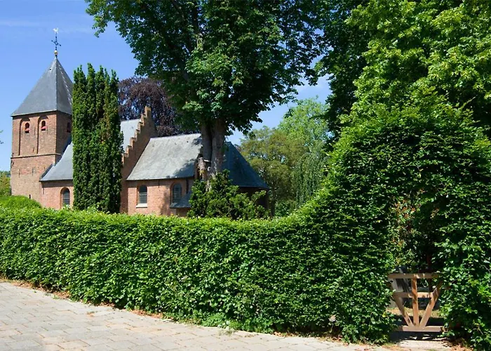 Le Platane - In Natuurgebied Nabij Nijmegen Beek-Ubbergen