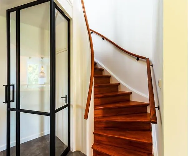 Le Platane - In Natuurgebied Nabij Nijmegen